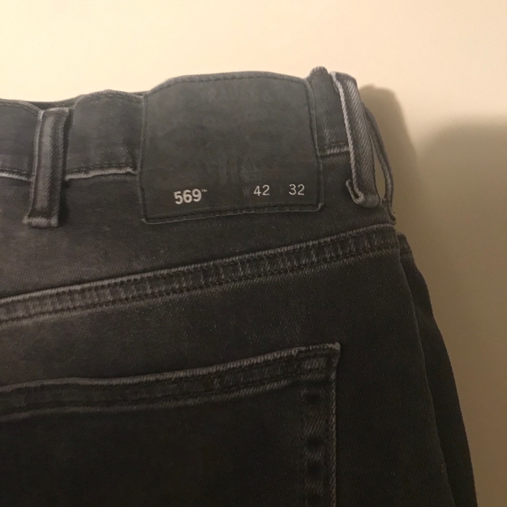 Levi’s 569 Black 42x32 great condition